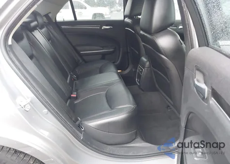 2016 Chrysler 300 Limited z USA, uszkodzony, nr VIN 2C3CCAAG4GH219513